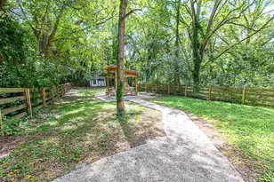 236 N Peter St, Athens, GA 30601 - Photo 17