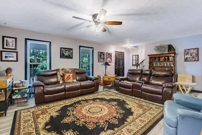90 Omega Drive, Lawrenceville, GA 30044 - Photo 9