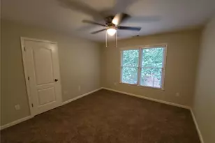 3090 Walnut Creek Dr, Alpharetta, GA 30005 - Photo 13