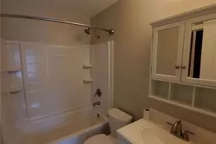 3090 Walnut Creek Dr, Alpharetta, GA 30005 - Photo 17