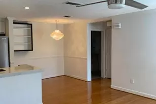 613 Granville Ct, Atlanta, GA 30328 - Photo 3