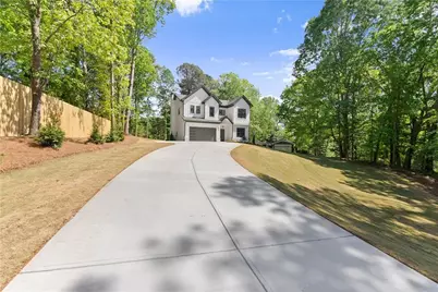 5019 Nichols Drive, Flowery Branch, GA 30542 - Photo 5