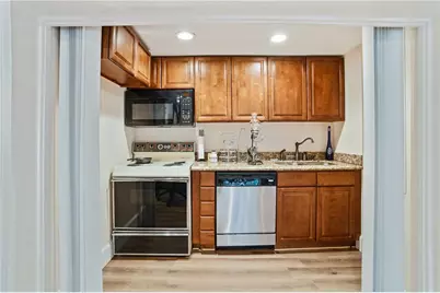 2900 Lookout Place NE, Atlanta, GA 30305 - Photo 13