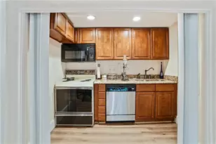2900 Lookout Pl NE, Atlanta, GA 30305 - Photo 13