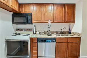 2900 Lookout Pl NE, Atlanta, GA 30305 - Photo 15