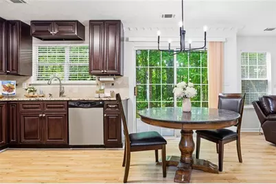1075 Hidden Pond Lane, Roswell, GA 30075 - Photo 11