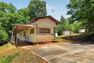 1513 Pine Valley Rd, Gainesville, GA 30501 - Photo 1