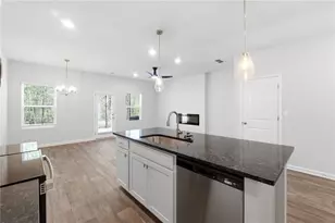 116 Meadowview Dr, Temple, GA 30179 - Photo 9