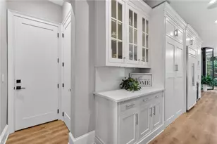 800 Lake Summit Dr, Atlanta, GA 30342 - Photo 11