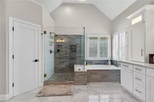 800 Lake Summit Dr, Atlanta, GA 30342 - Photo 41