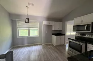 6339 Phillips Creek Dr, Lithonia, GA 30058 - Photo 3