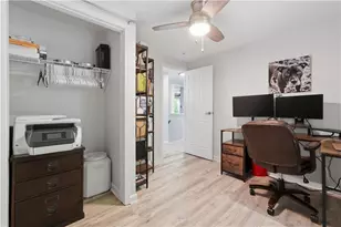 9715 N Pond Cir, Roswell, GA 30076 - Photo 21