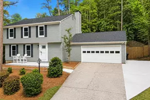 9715 N Pond Cir, Roswell, GA 30076 - Photo 33