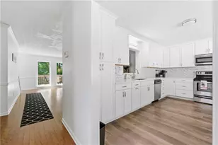 8712 Lake Dr, Snellville, GA 30039 - Photo 21