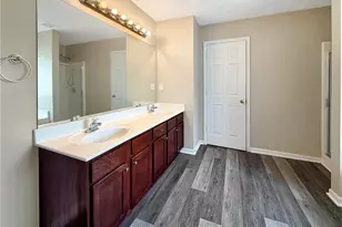 1210 Skylar Ridge Cir, Buford, GA 30519 - Photo 25
