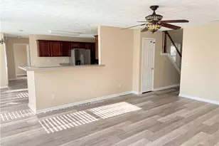 1210 Skylar Ridge Cir, Buford, GA 30519 - Photo 9