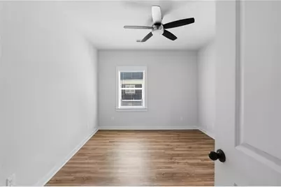 595 English Avenue NW, Atlanta, GA 30318 - Photo 3