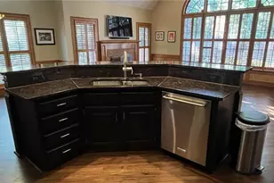 1251 Bridgewater Walk, Snellville, GA 30078 - Photo 17