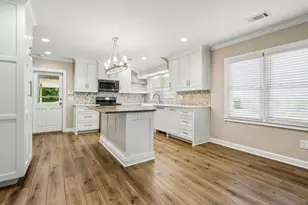 553 S Hill St, Buford, GA 30518 - Photo 21