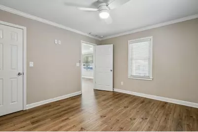 553 S Hill Street, Buford, GA 30518 - Photo 25
