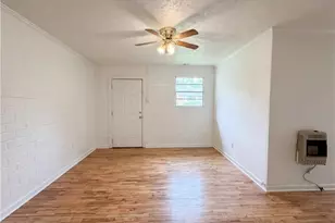 243 Glenn St, Jackson, GA 30233 - Photo 3
