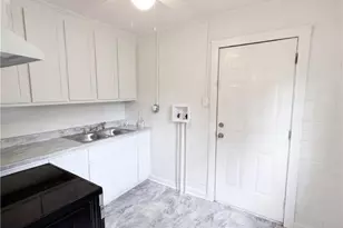 243 Glenn St, Jackson, GA 30233 - Photo 7