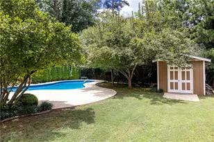 1373 Colony Dr, Marietta, GA 30068 - Photo 47