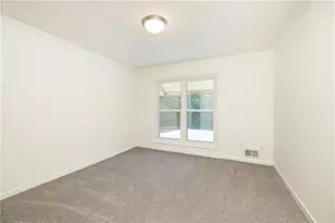 1373 Colony Dr, Marietta, GA 30068 - Photo 37