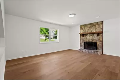 4899 Hawk Trail NE, Marietta, GA 30066 - Photo 3