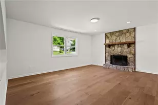 4899 Hawk Trail NE, Marietta, GA 30066 - Photo 3