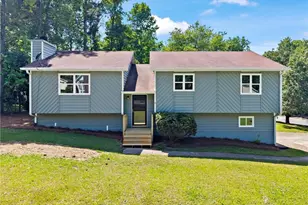 4899 Hawk Trail NE, Marietta, GA 30066 - Photo 1