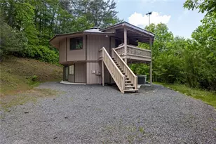 174 Chestnut Ridge, Blue Ridge, GA 30513 - Photo 5