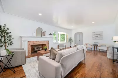 211 Chicamauga Avenue SW, Atlanta, GA 30314 - Photo 5