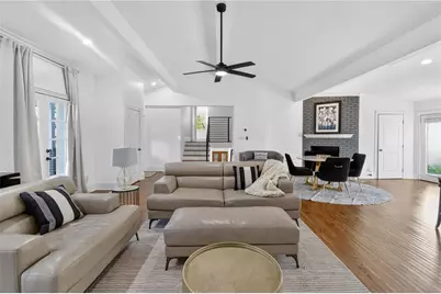 2842 Briarcliff Road NE, Atlanta, GA 30329 - Photo 7