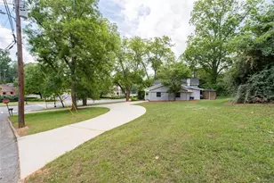 2842 Briarcliff Rd NE, Atlanta, GA 30329 - Photo 13