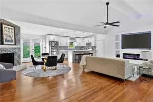 2842 Briarcliff Rd NE, Atlanta, GA 30329 - Photo 3