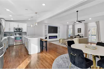 2842 Briarcliff Road NE, Atlanta, GA 30329 - Photo 11