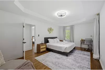 2842 Briarcliff Road NE, Atlanta, GA 30329 - Photo 17