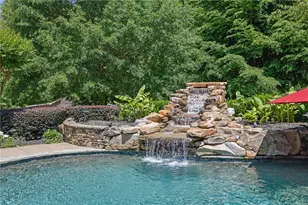 300 Edwards Brook Ln, Canton, GA 30115 - Photo 9