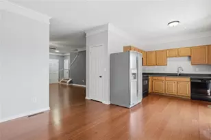 726 Breeze Ln, Woodstock, GA 30188 - Photo 11
