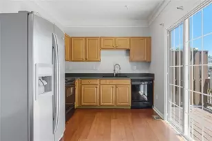 726 Breeze Ln, Woodstock, GA 30188 - Photo 5