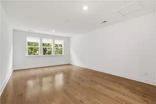 1040 Harper Dr, Alpharetta, GA 30076 - Photo 29