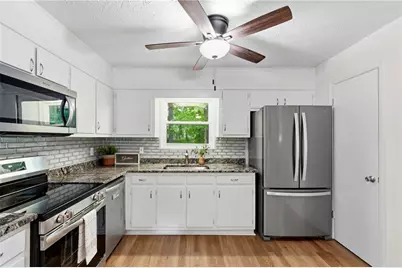 1528 Corbin Place SW, Marietta, GA 30008 - Photo 11