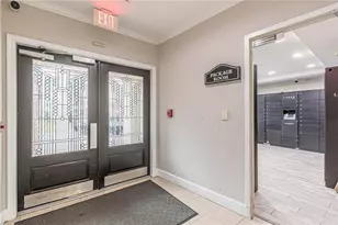 4102 Westchester Ridge NE, Brookhaven, GA 30329 - Photo 17