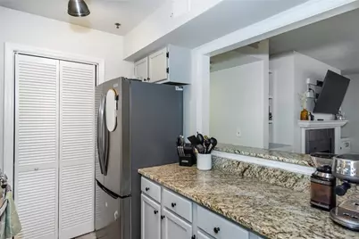 4552 Vinings Central Trace SE #63, Atlanta, GA 30339 - Photo 17