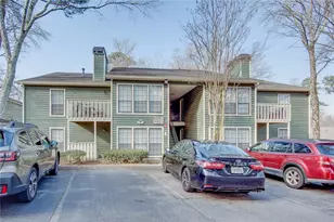 4552 Vinings Central Trace SE, Atlanta, GA 30339 - Photo 3