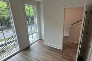 990 Bibbs Circle NW, Atlanta, GA 30318 - Photo 11