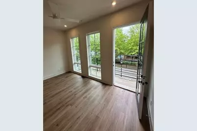 990 Bibbs Circle NW #35, Atlanta, GA 30318 - Photo 3