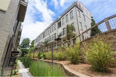 990 Bibbs Circle NW #35, Atlanta, GA 30318 - Photo 3