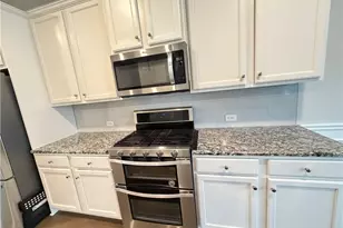 4236 Hickory Pne Aly, Doraville, GA 30360 - Photo 9